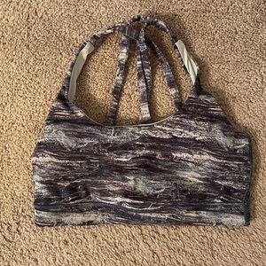 Lululemon sports bra